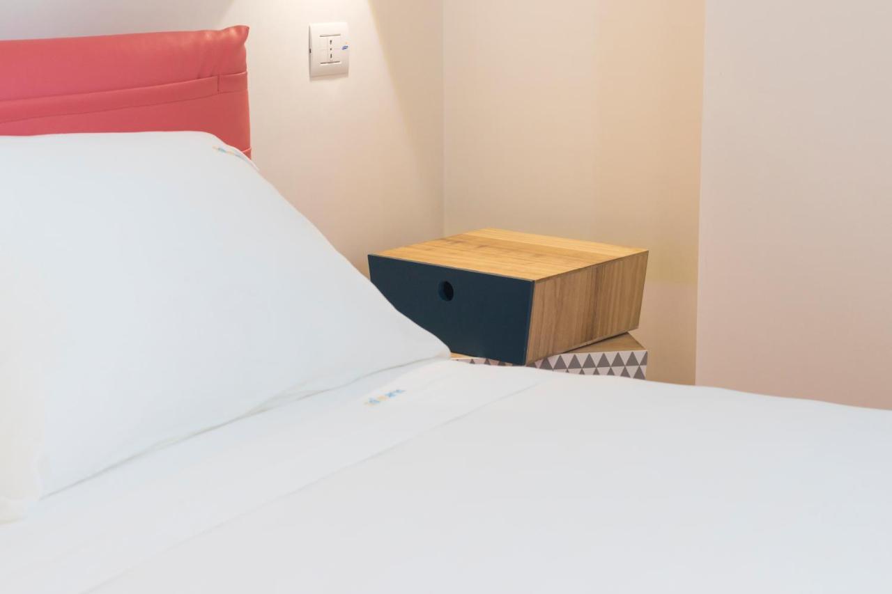 Solmaris Seaside - B&B Sul Mare Маруджо Экстерьер фото
